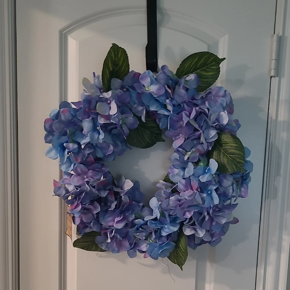 NWT Blue and Purple Floral Wreath